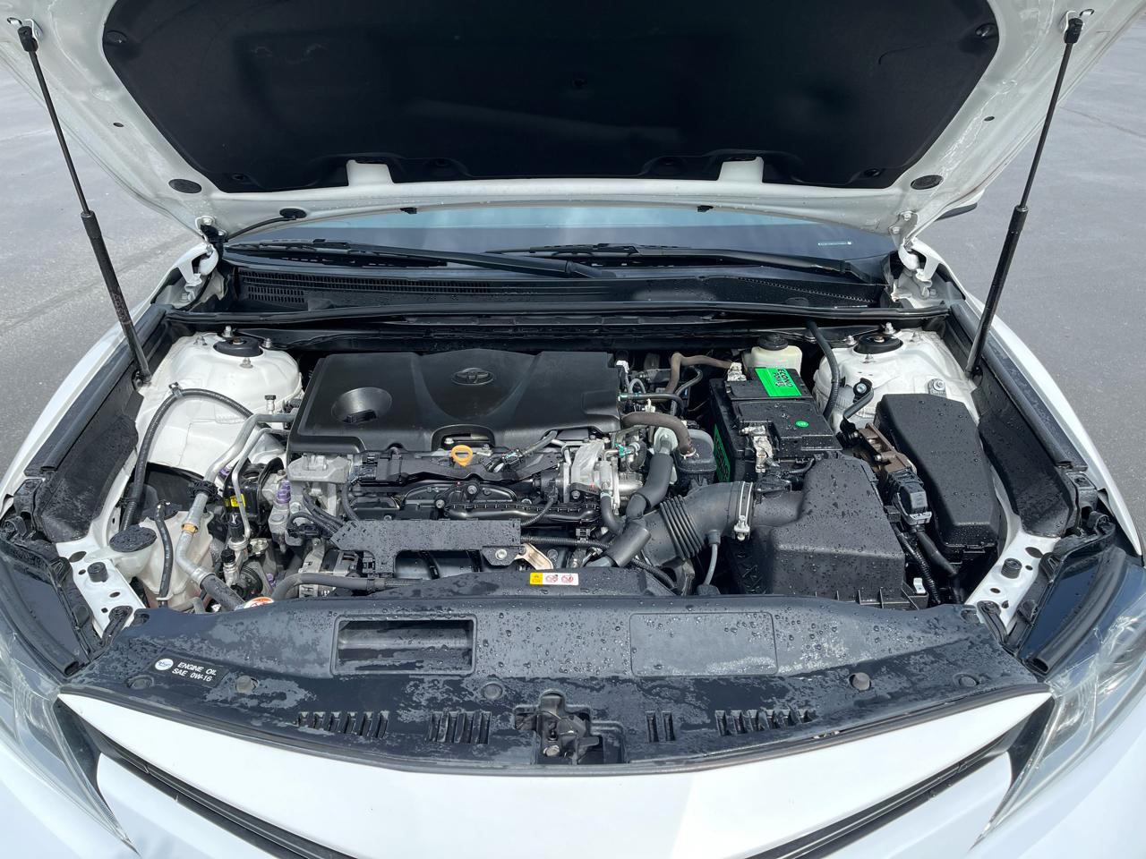 Toyota Camry LE Auto (Natl) 2018