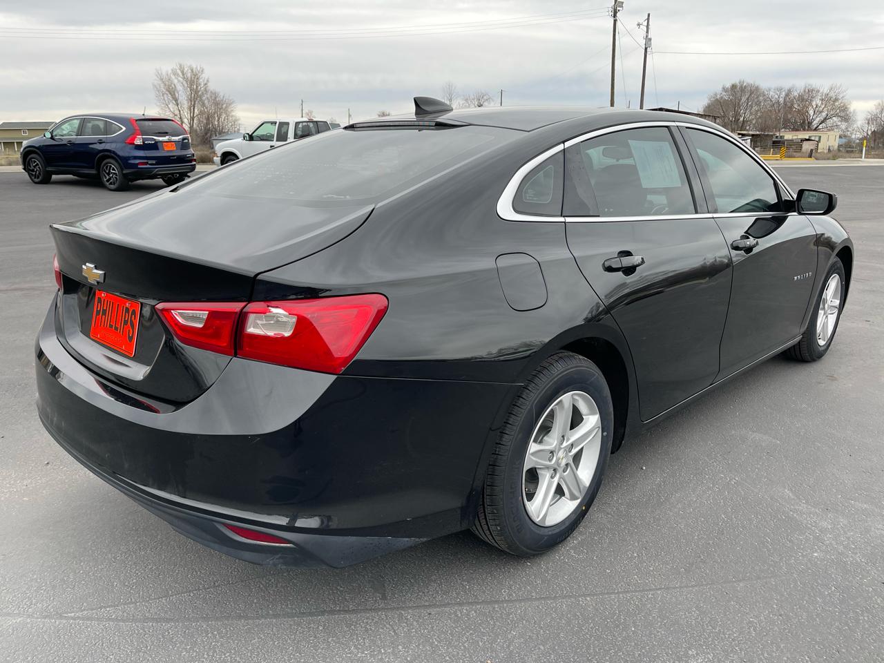 Chevrolet Malibu 4dr Sdn LS w/1LS 2021