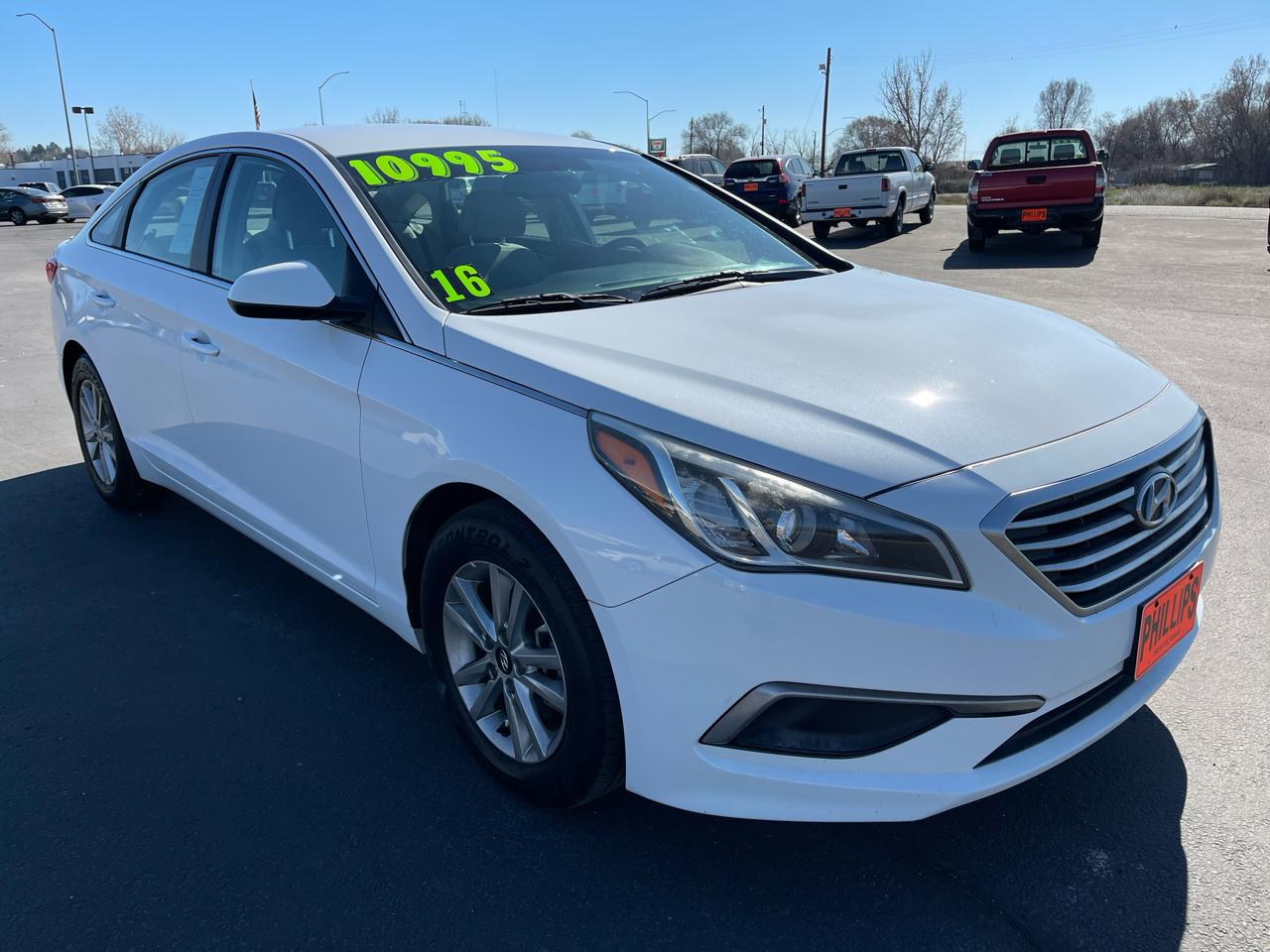 Hyundai Sonata 4dr Sdn 2.4L SE 2016