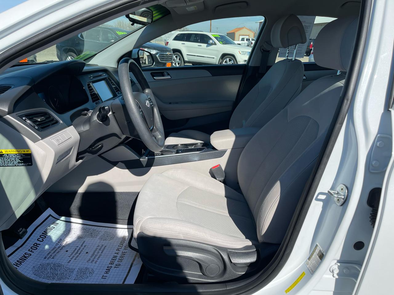 Hyundai Sonata 4dr Sdn 2.4L SE 2016