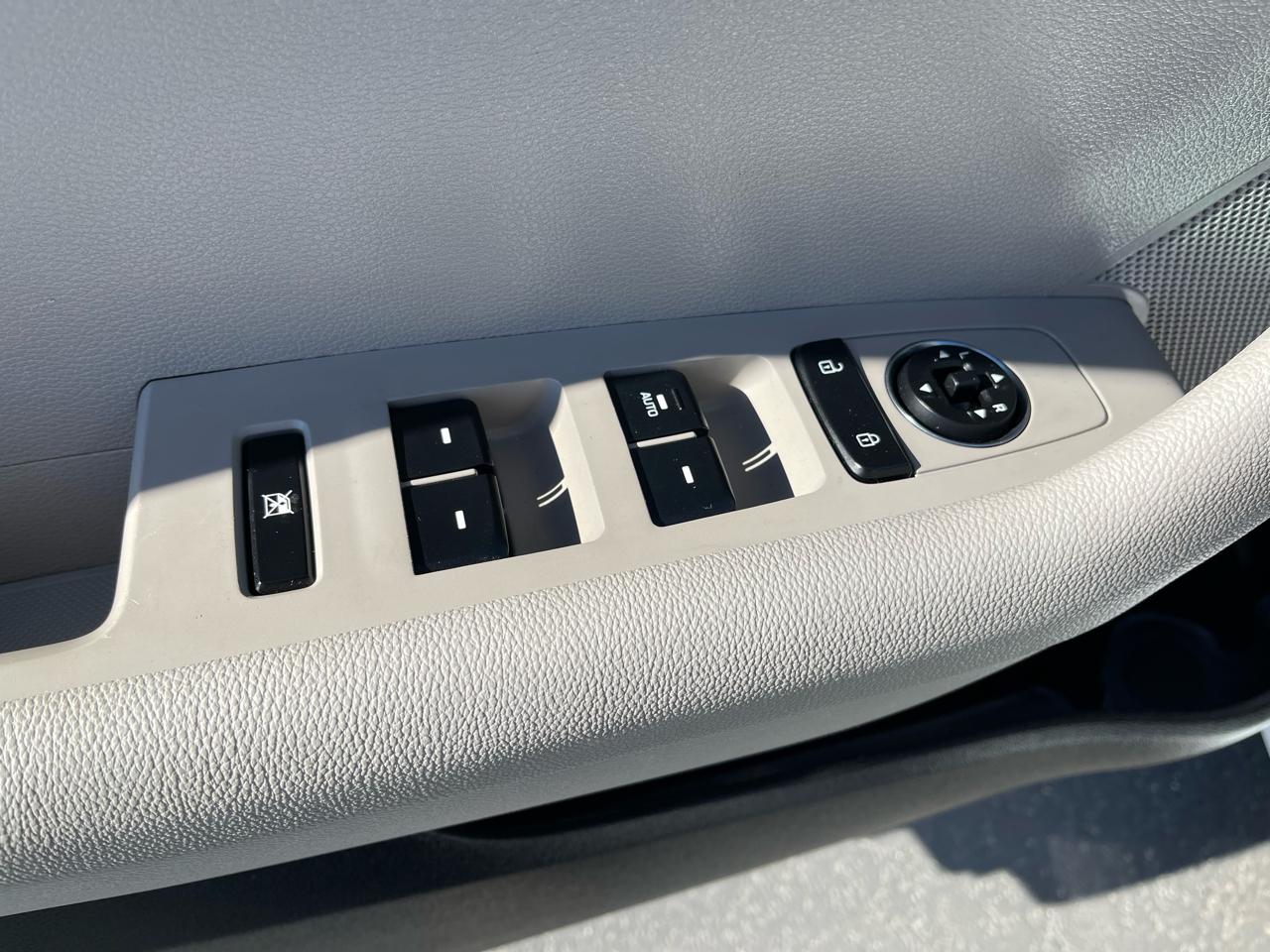 Hyundai Sonata 4dr Sdn 2.4L SE 2016