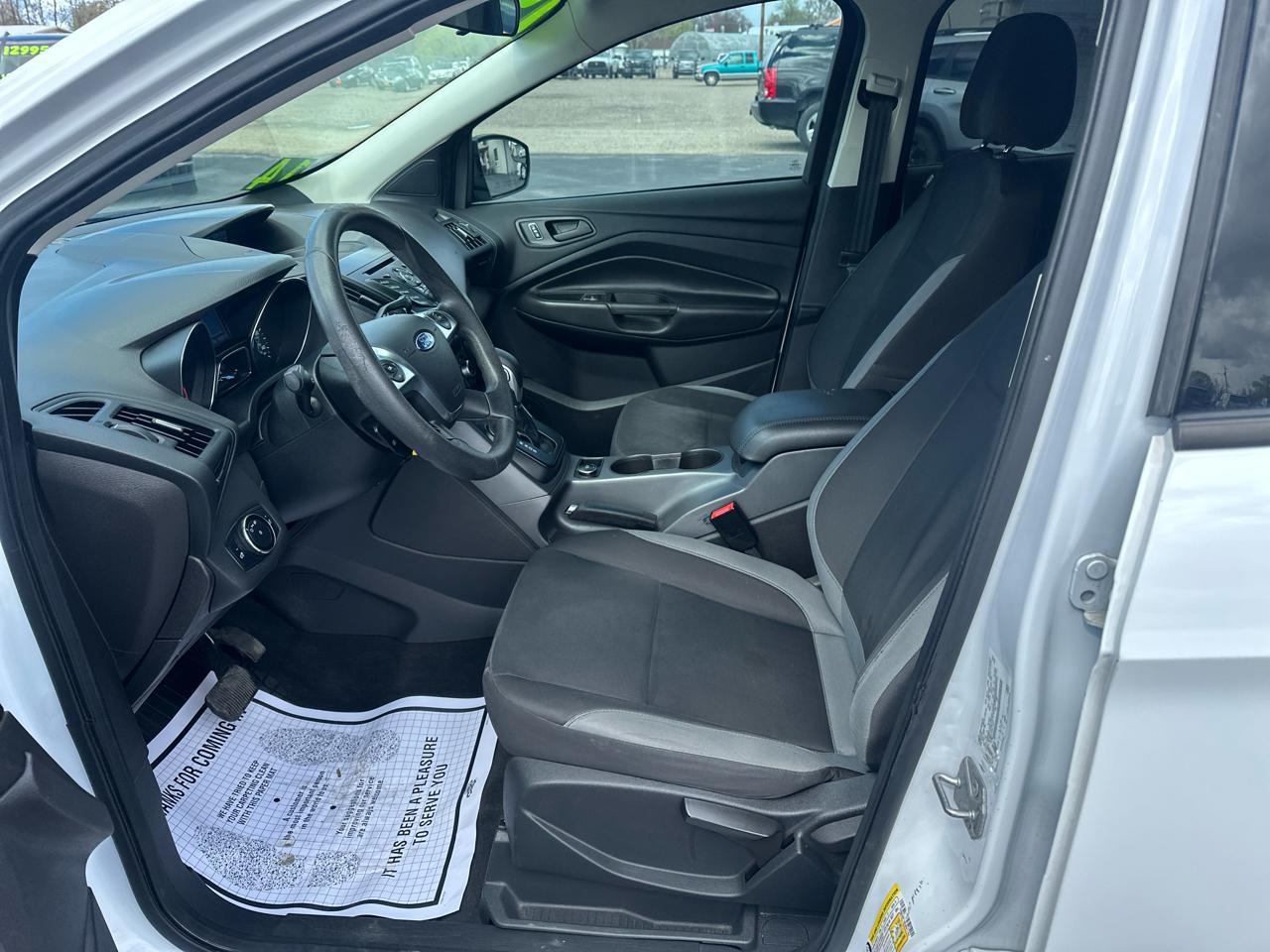 Ford Escape FWD 4dr S 2014
