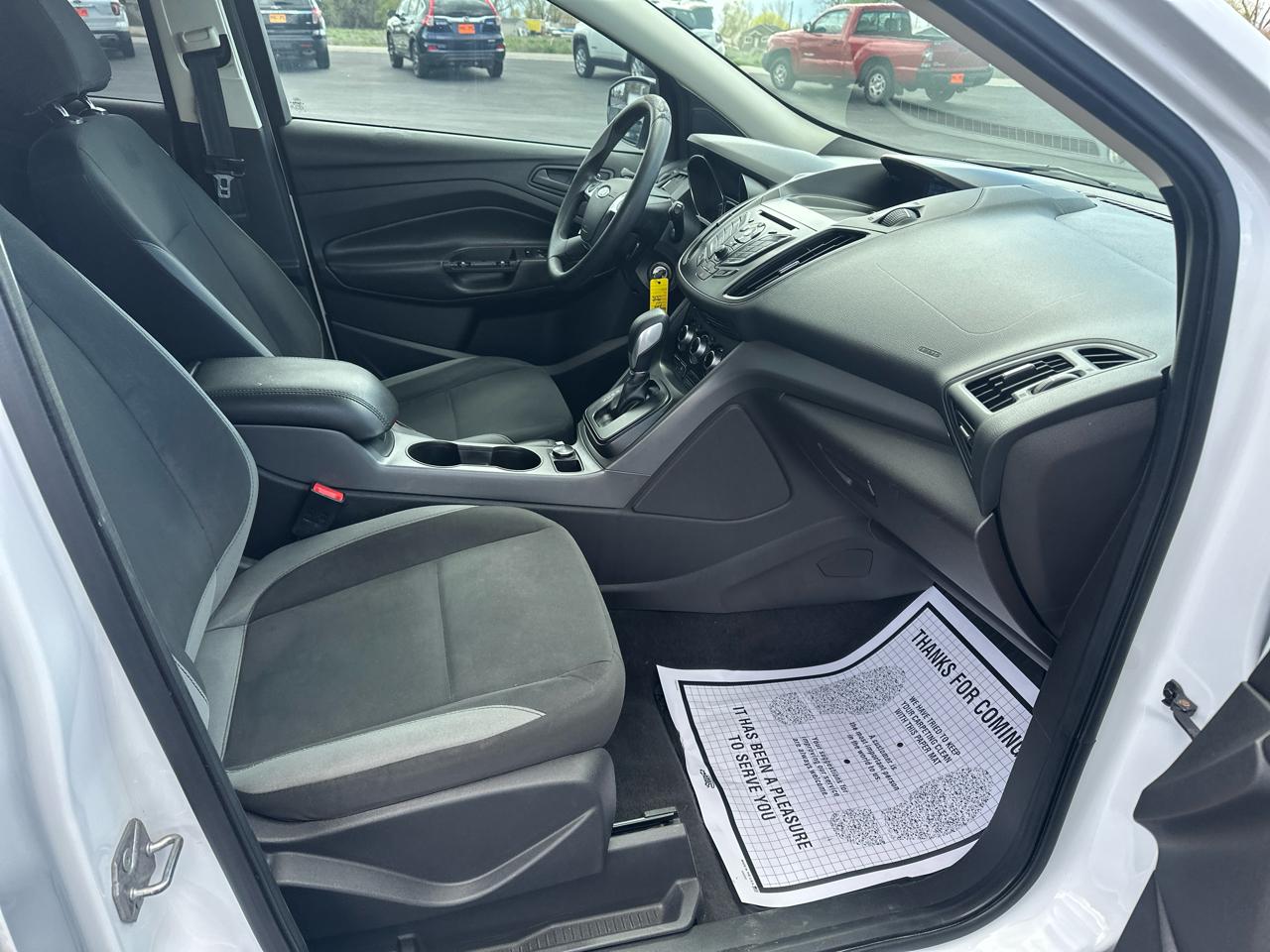 Ford Escape FWD 4dr S 2014