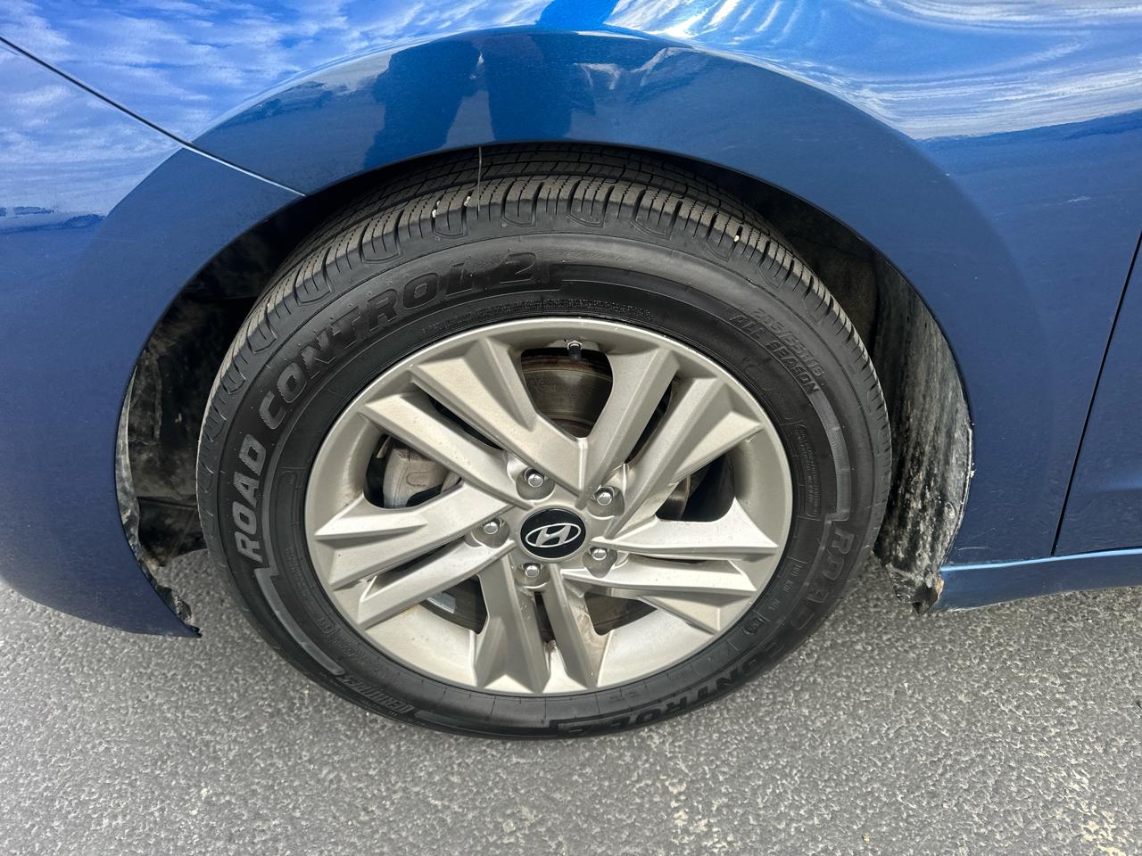 Hyundai Elantra SEL IVT 2020
