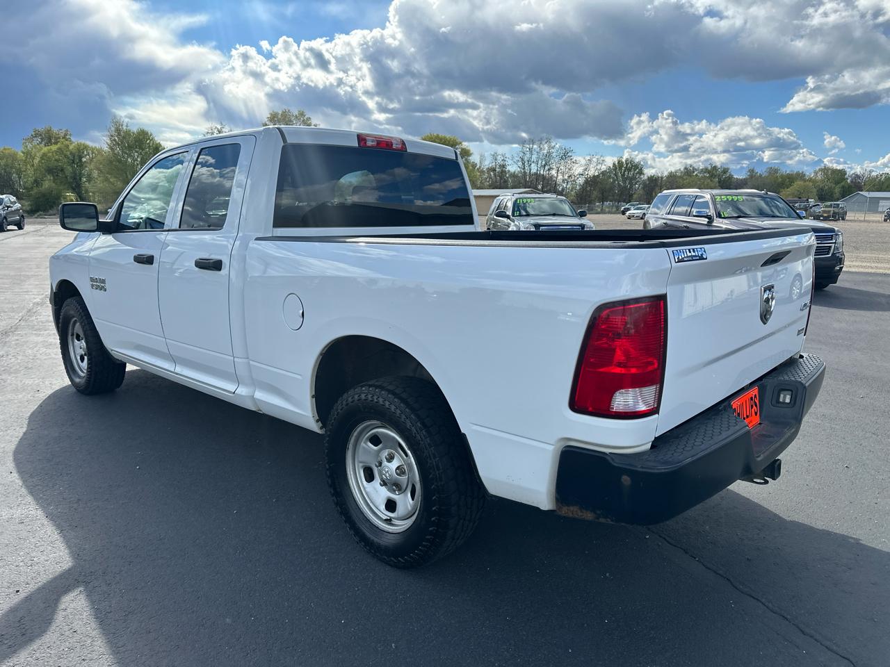 RAM 1500 Tradesman 4x4 Quad Cab 6'4" Box 2018