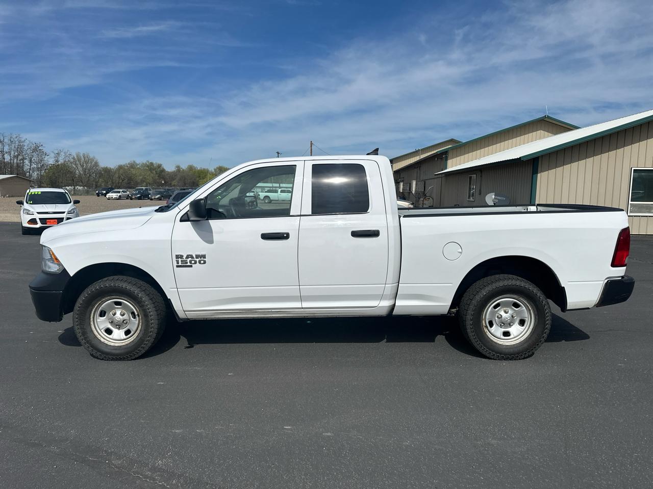 RAM 1500 Classic Tradesman 4x4 Quad Cab 6'4" Box 2021