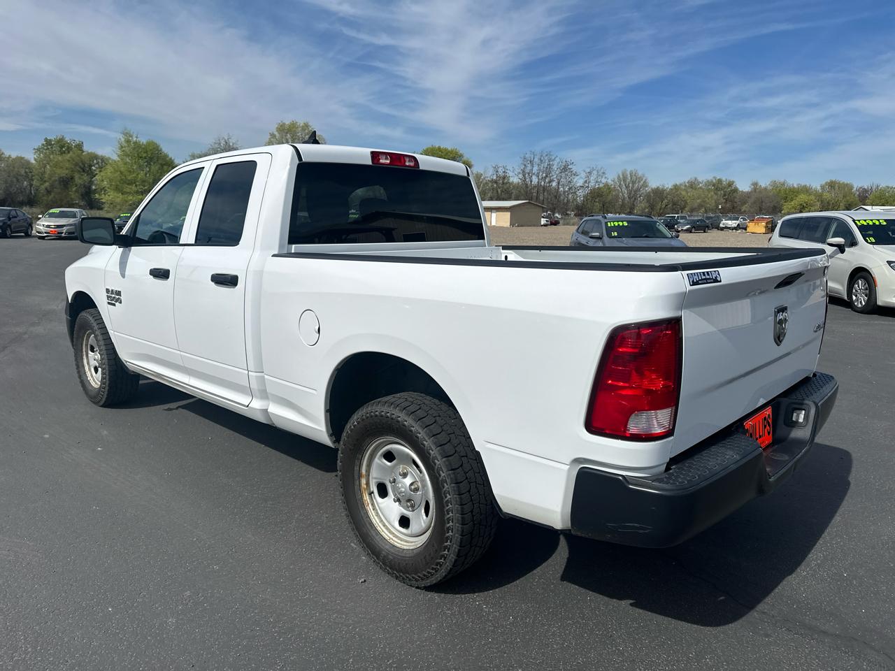 RAM 1500 Classic Tradesman 4x4 Quad Cab 6'4" Box 2021
