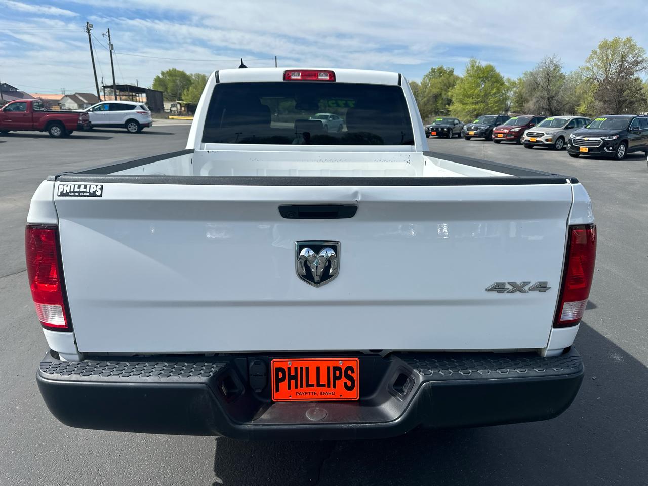 RAM 1500 Classic Tradesman 4x4 Quad Cab 6'4" Box 2021