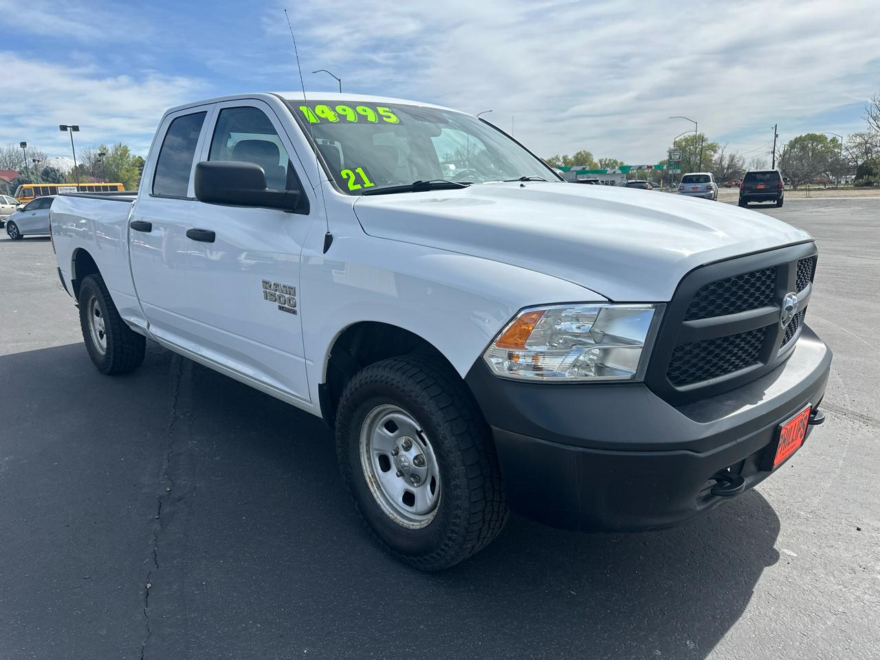 RAM 1500 Classic Tradesman 4x4 Quad Cab 6'4" Box 2021