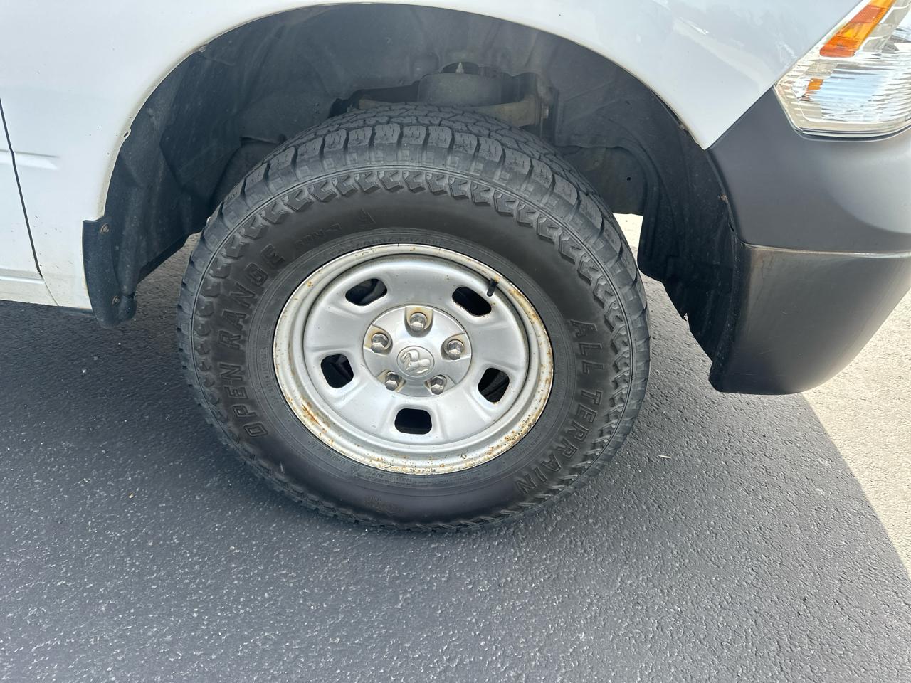 RAM 1500 Classic Tradesman 4x4 Quad Cab 6'4" Box 2021