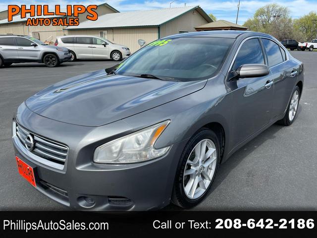 Gray 2014 Nissan Maxima S Sedan Front-Wheel Drive Automatic