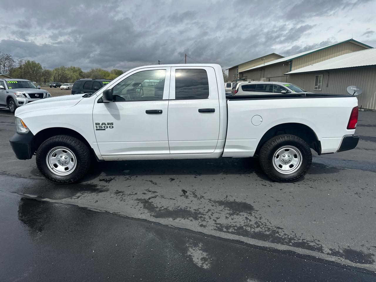 RAM 1500 Classic Tradesman 4x4 Quad Cab 6'4" Box 2019
