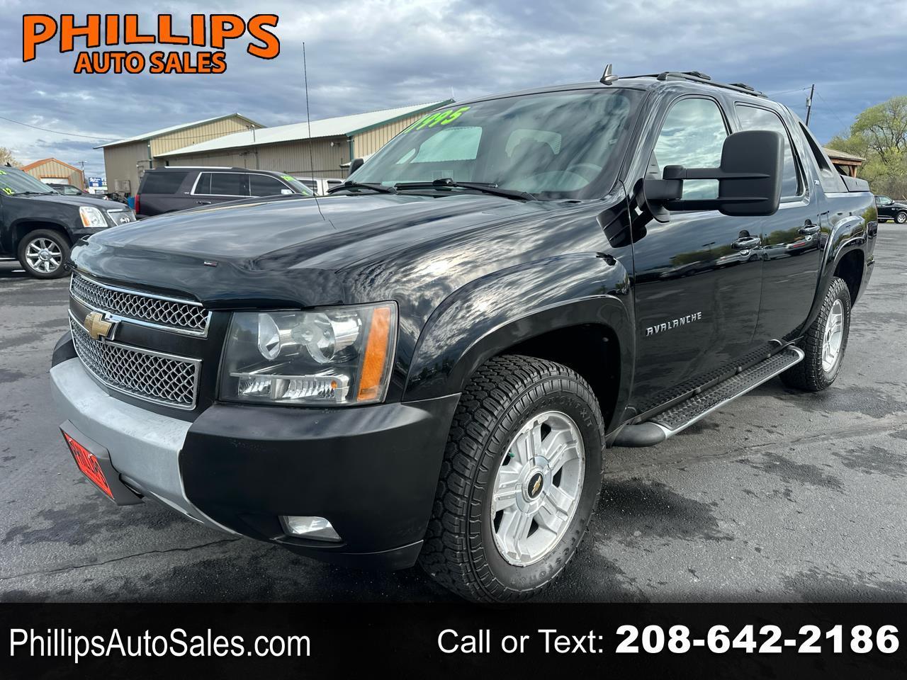 2011 Chevrolet Avalanche 4WD Crew Cab LT