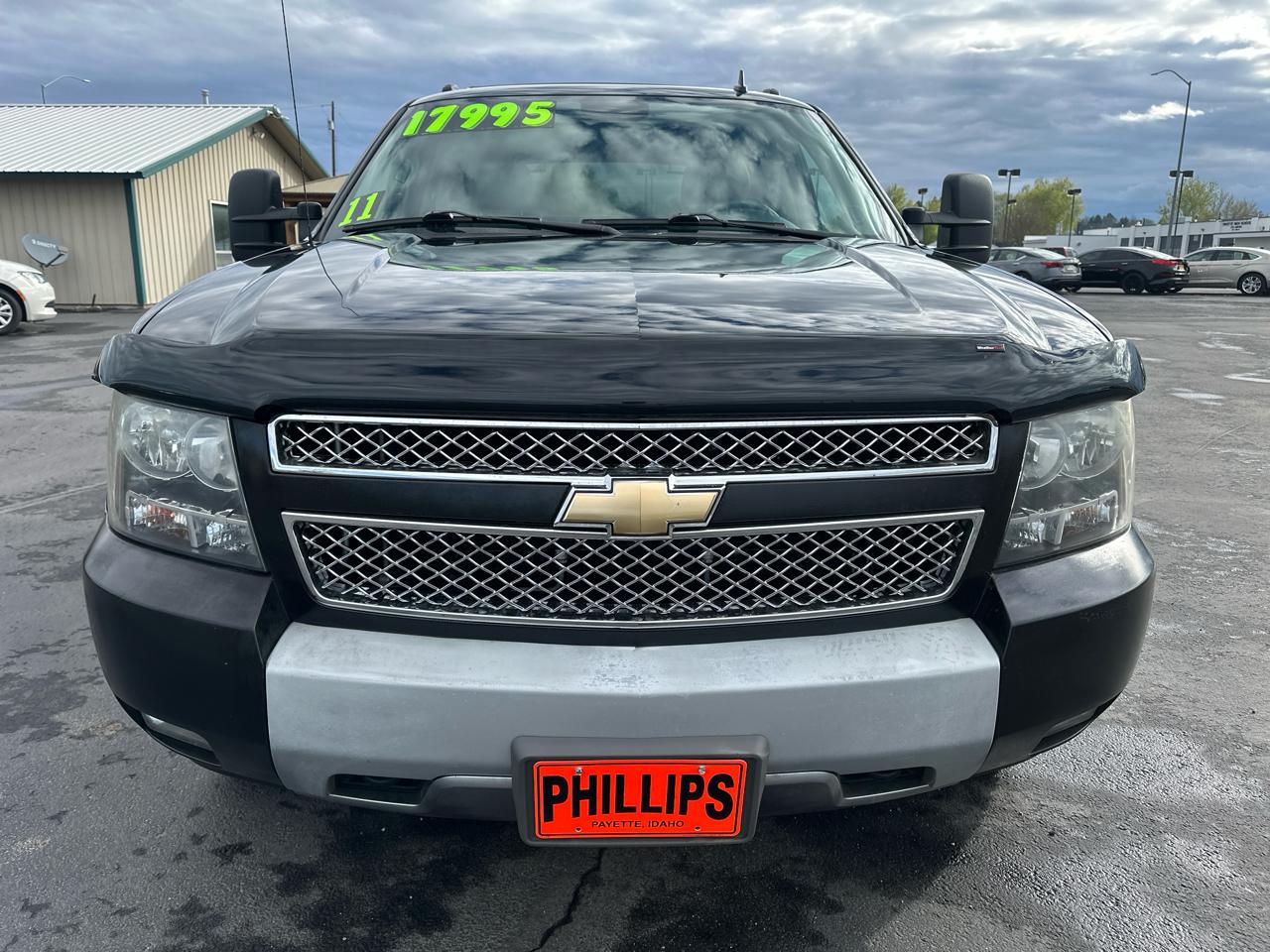 Chevrolet Avalanche 4WD Crew Cab LT 2011