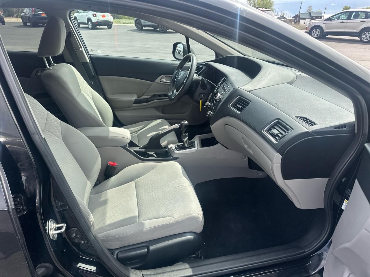 Honda Civic Sedan 4dr Man LX 2015