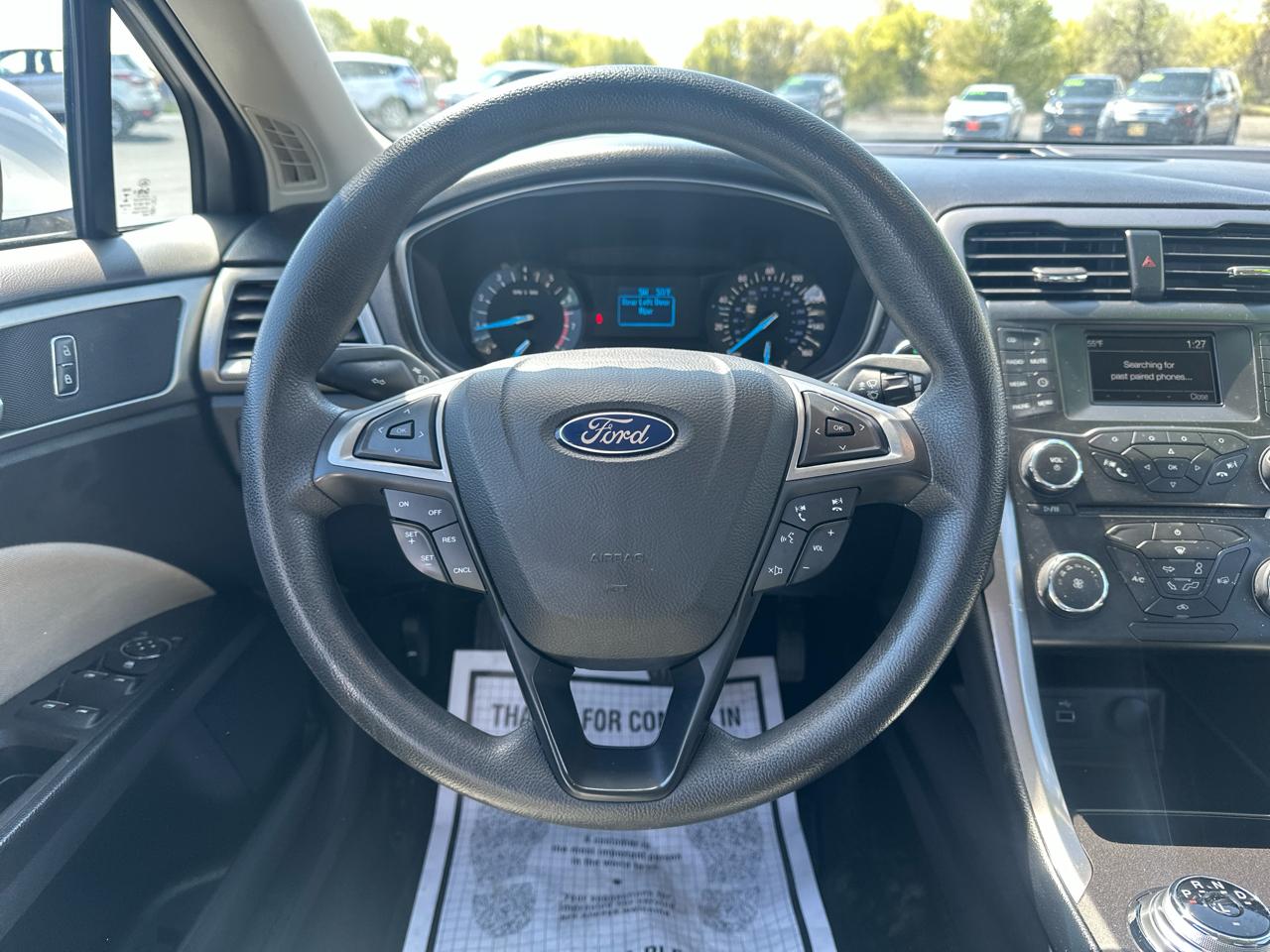 Ford Fusion S FWD 2017