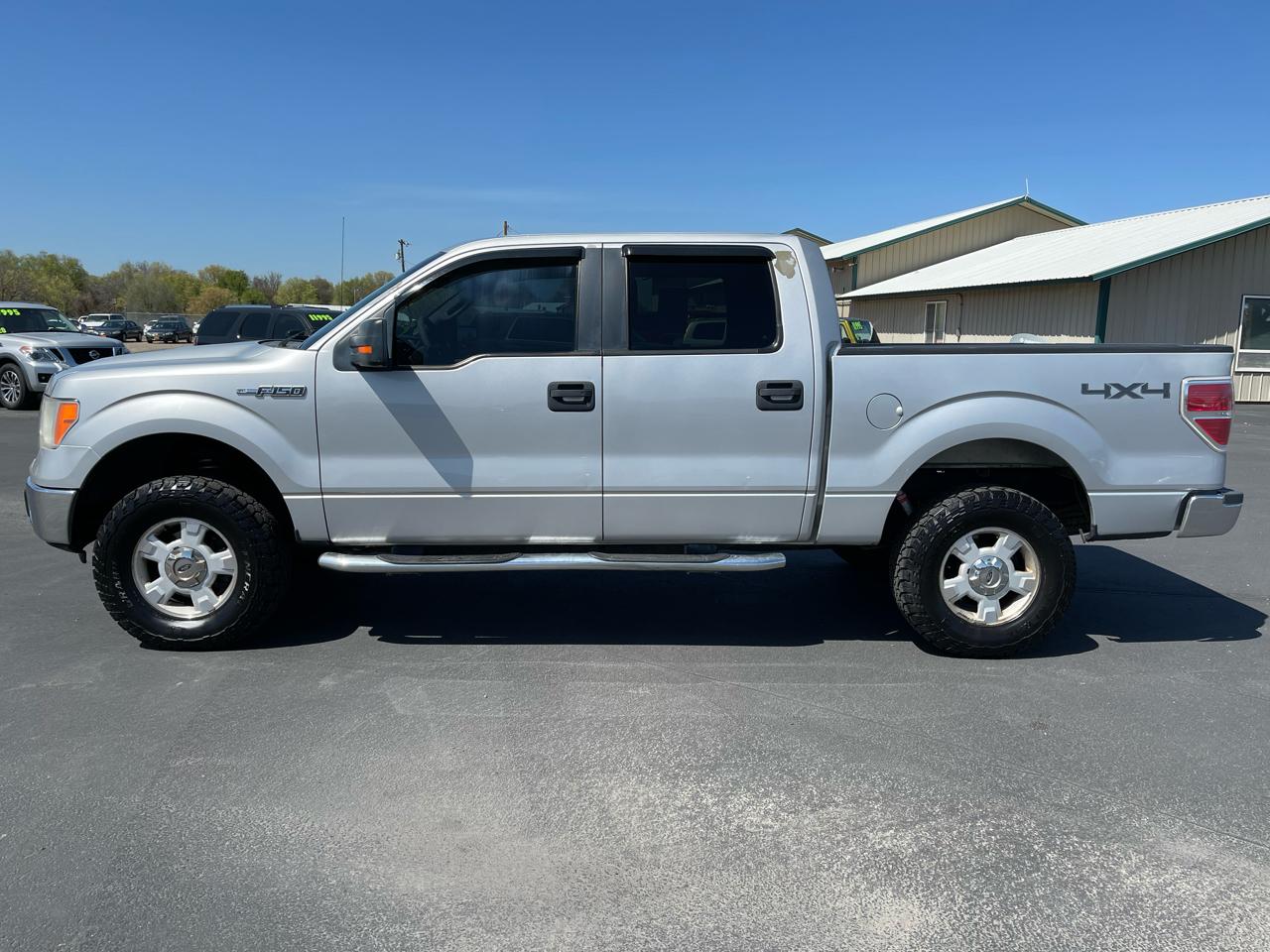 Ford F-150 4WD SuperCrew 145" XLT 2009