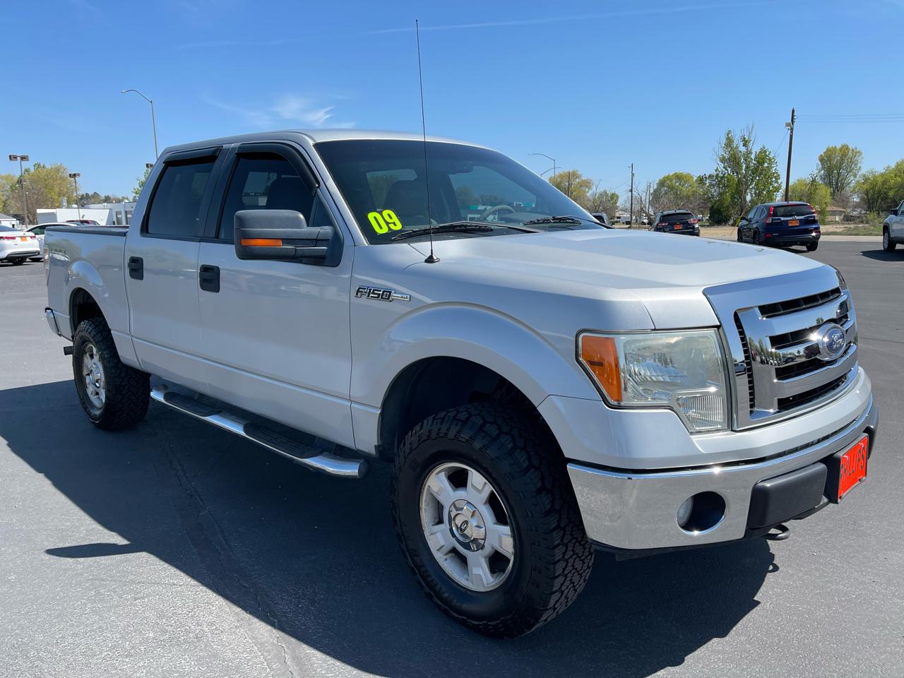 Ford F-150 4WD SuperCrew 145" XLT 2009