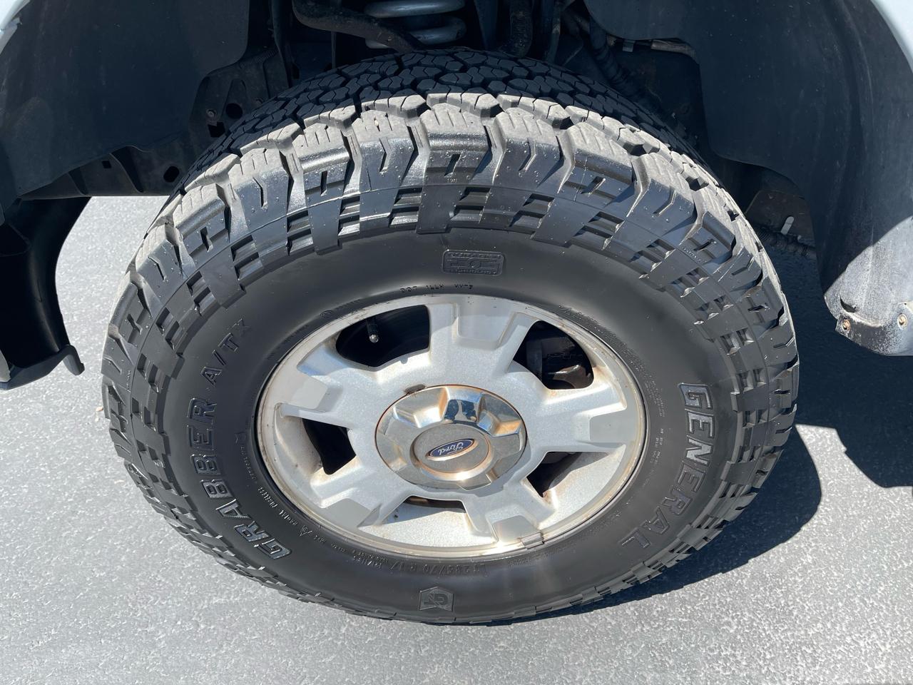 Ford F-150 4WD SuperCrew 145" XLT 2009