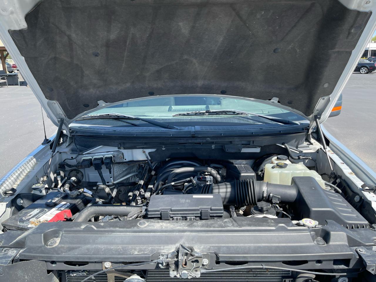 Ford F-150 4WD SuperCrew 145" XLT 2009