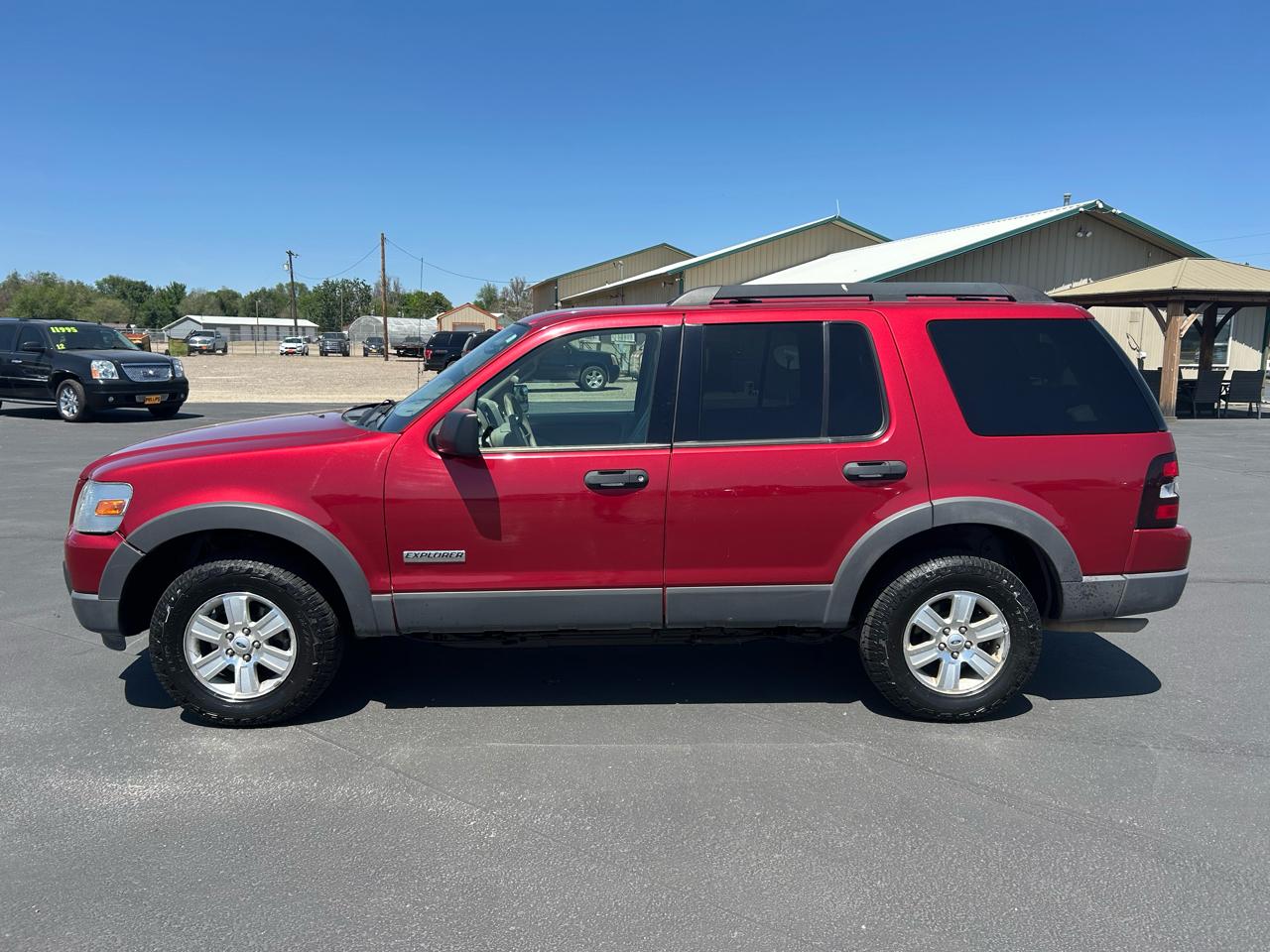 Ford Explorer 4dr 114" WB 4.0L XLT 4WD 2006