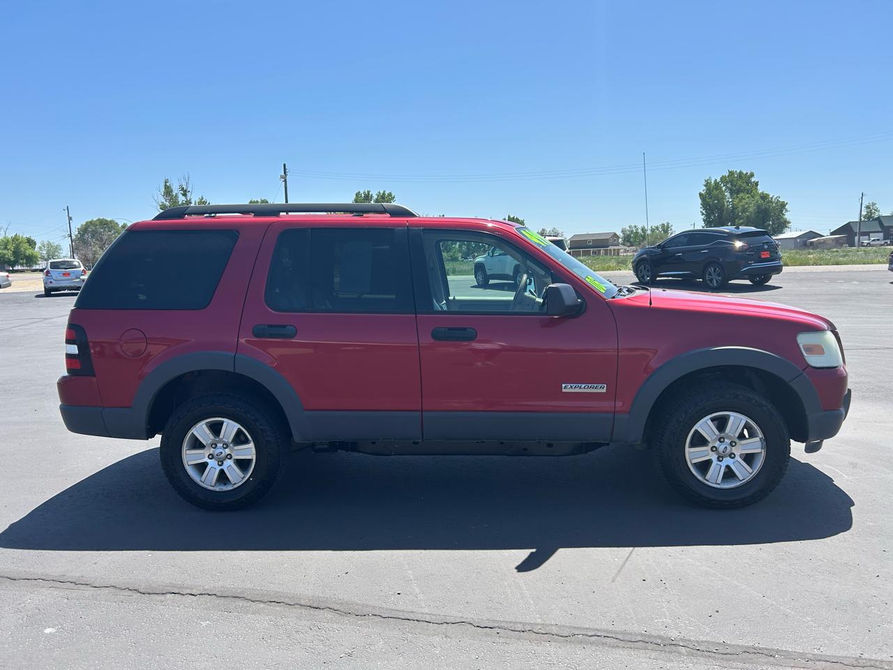 Ford Explorer 4dr 114" WB 4.0L XLT 4WD 2006