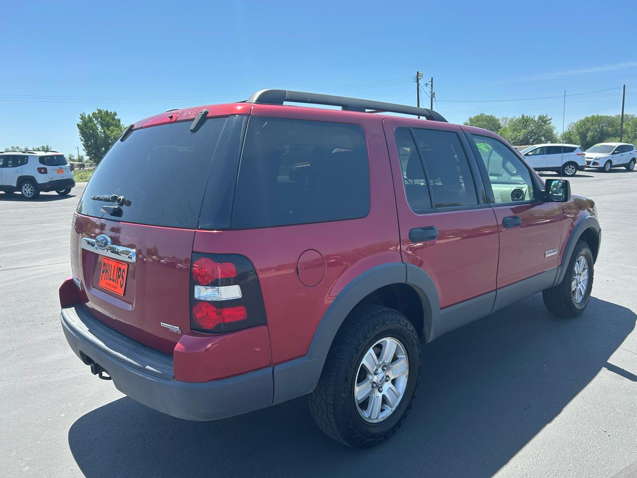 Ford Explorer 4dr 114" WB 4.0L XLT 4WD 2006