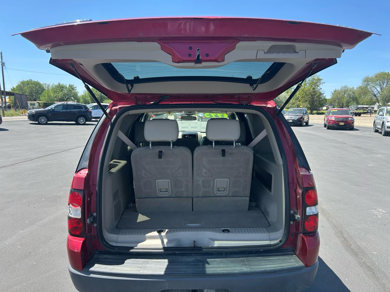 Ford Explorer 4dr 114" WB 4.0L XLT 4WD 2006