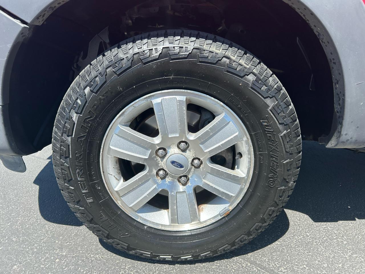 Ford Explorer 4dr 114" WB 4.0L XLT 4WD 2006