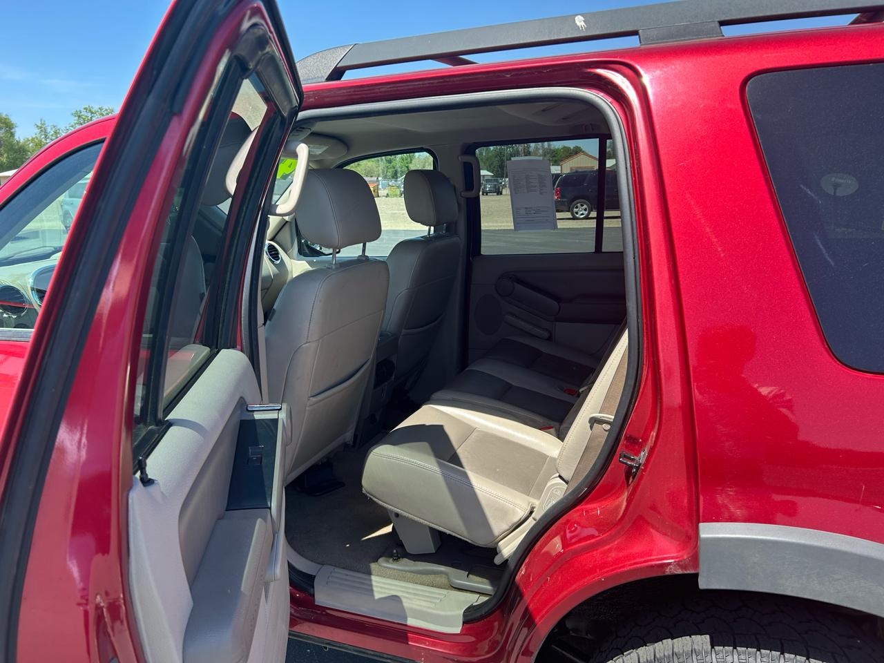 Ford Explorer 4dr 114" WB 4.0L XLT 4WD 2006