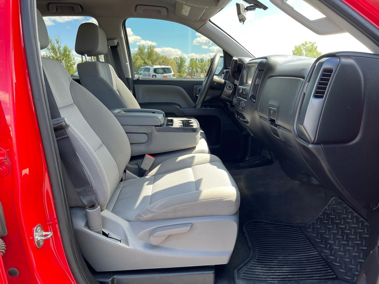 Chevrolet Silverado 1500 4WD Double Cab 143.5" Custom 2018