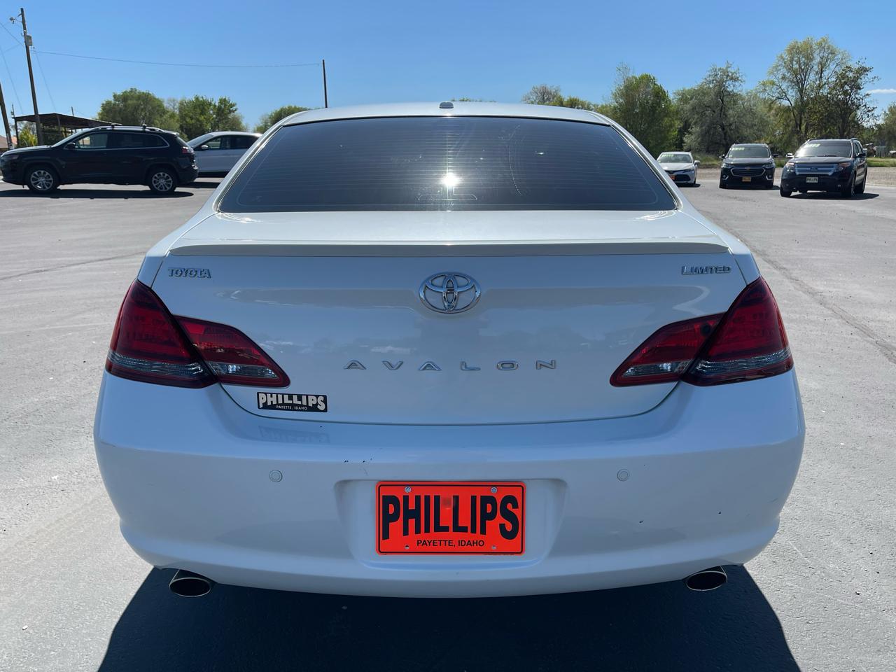 Toyota Avalon 4dr Sdn Limited (Natl) 2009