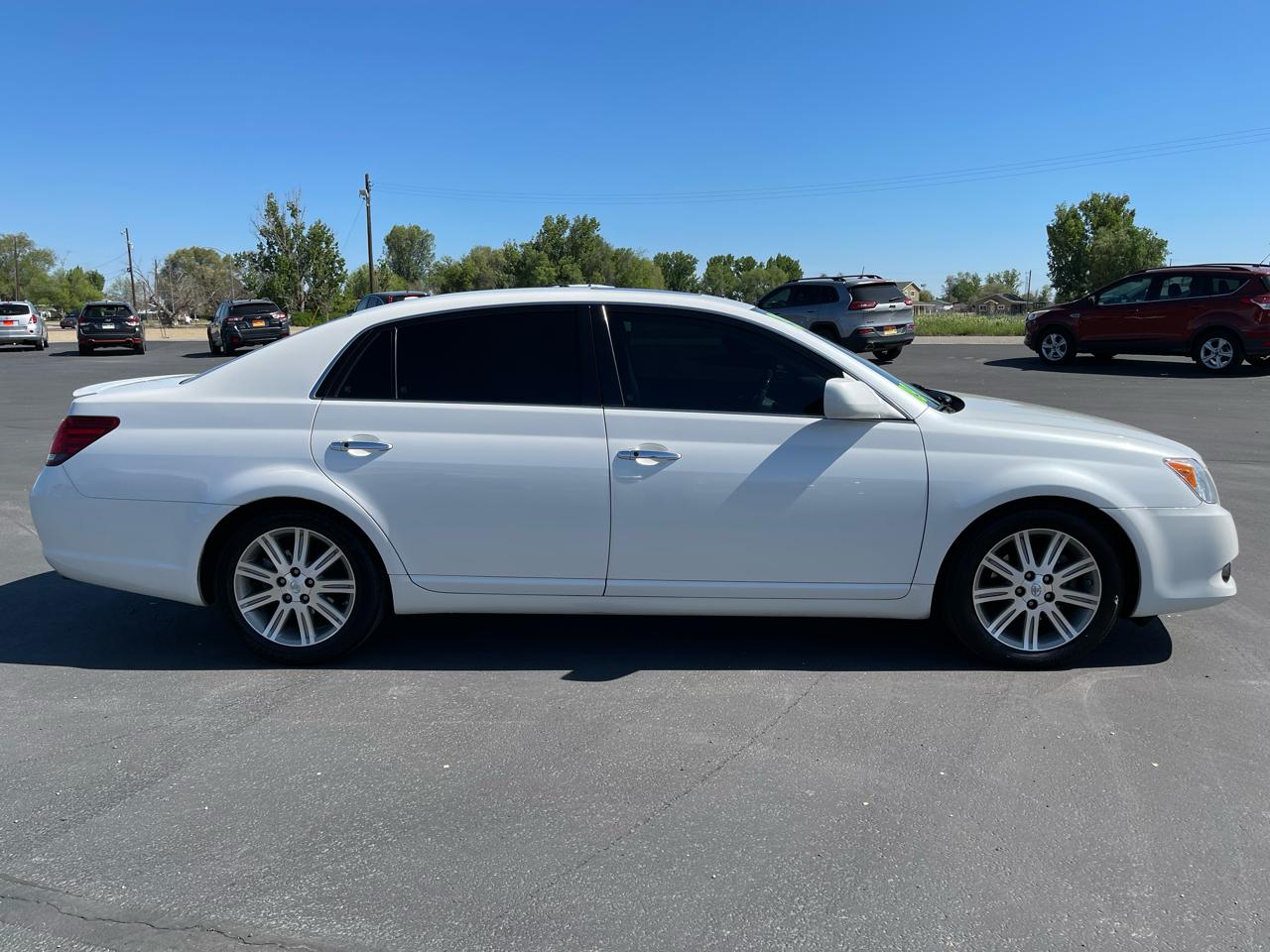 Toyota Avalon 4dr Sdn Limited (Natl) 2009