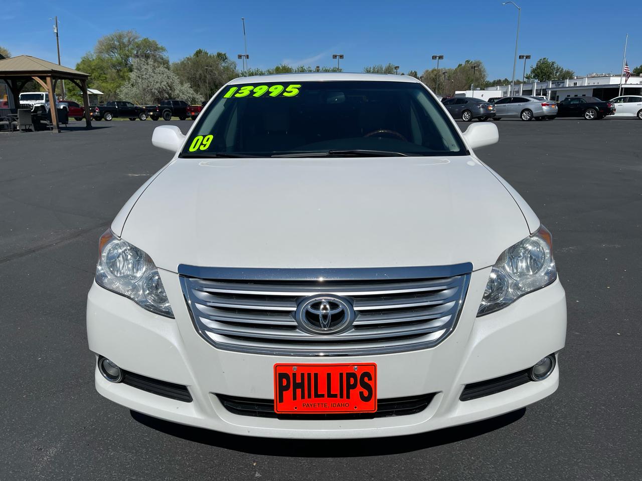 Toyota Avalon 4dr Sdn Limited (Natl) 2009
