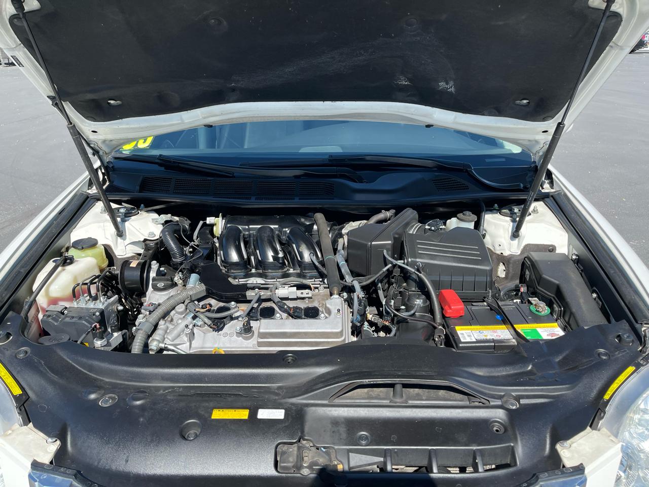 Toyota Avalon 4dr Sdn Limited (Natl) 2009