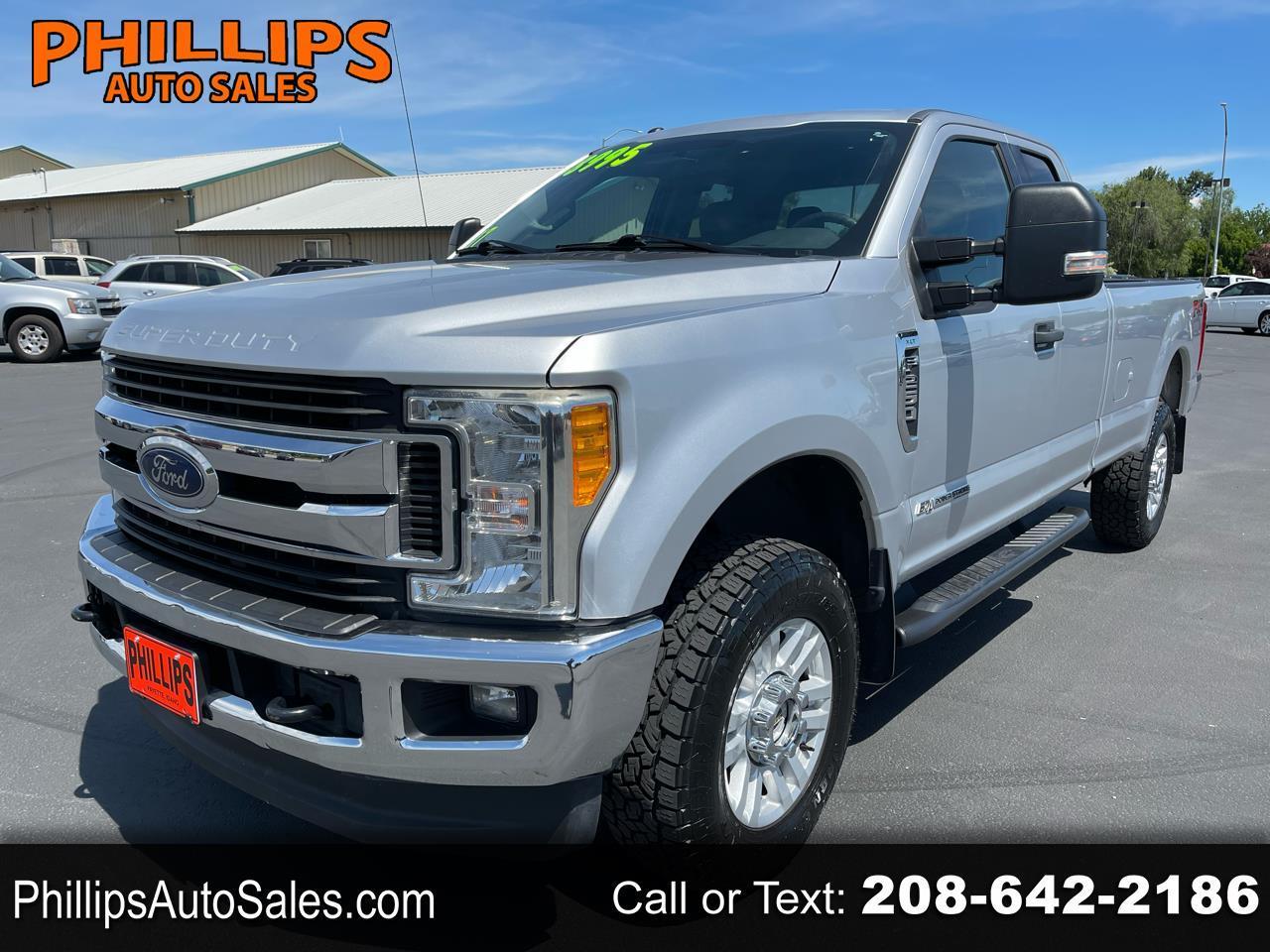 2017 Ford F-250 XLT 4x4 SuperCab 8' Box's photo