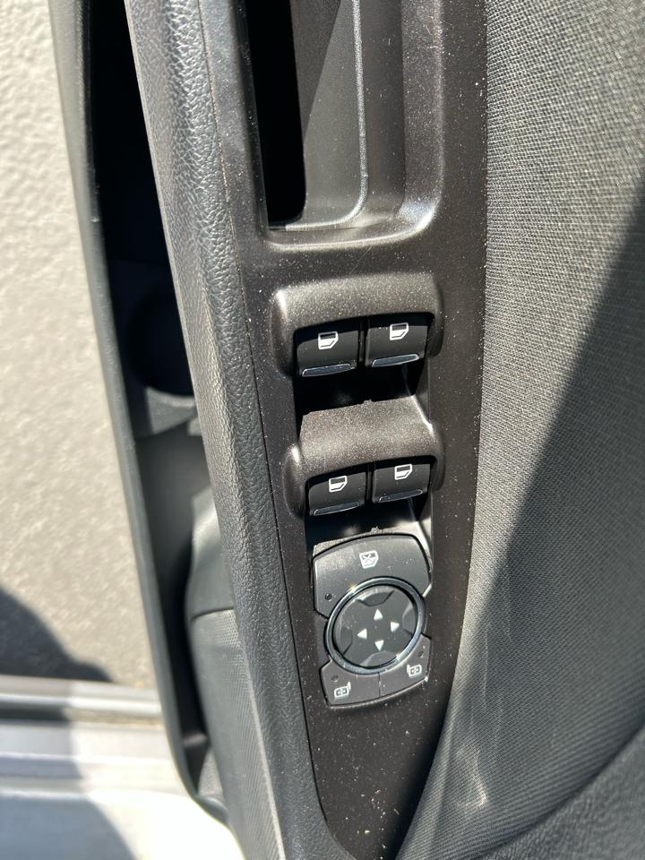 Ford Fusion SE FWD 2017