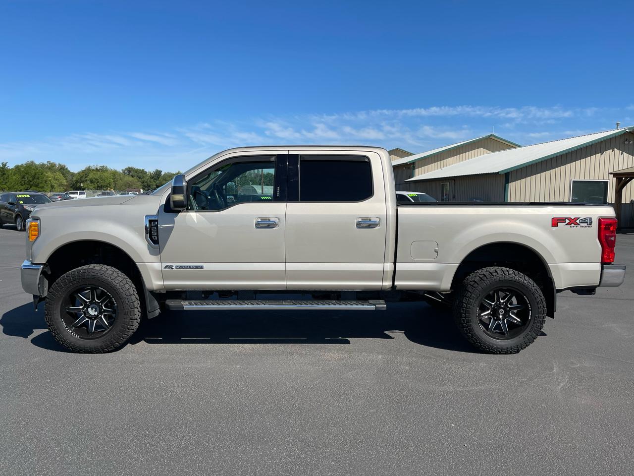 Ford Super Duty F-250 SRW Lariat 4WD Crew Cab 6.75' Box 2017