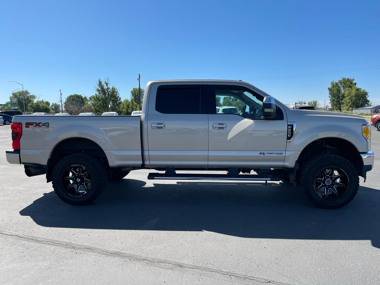Ford Super Duty F-250 SRW Lariat 4WD Crew Cab 6.75' Box 2017