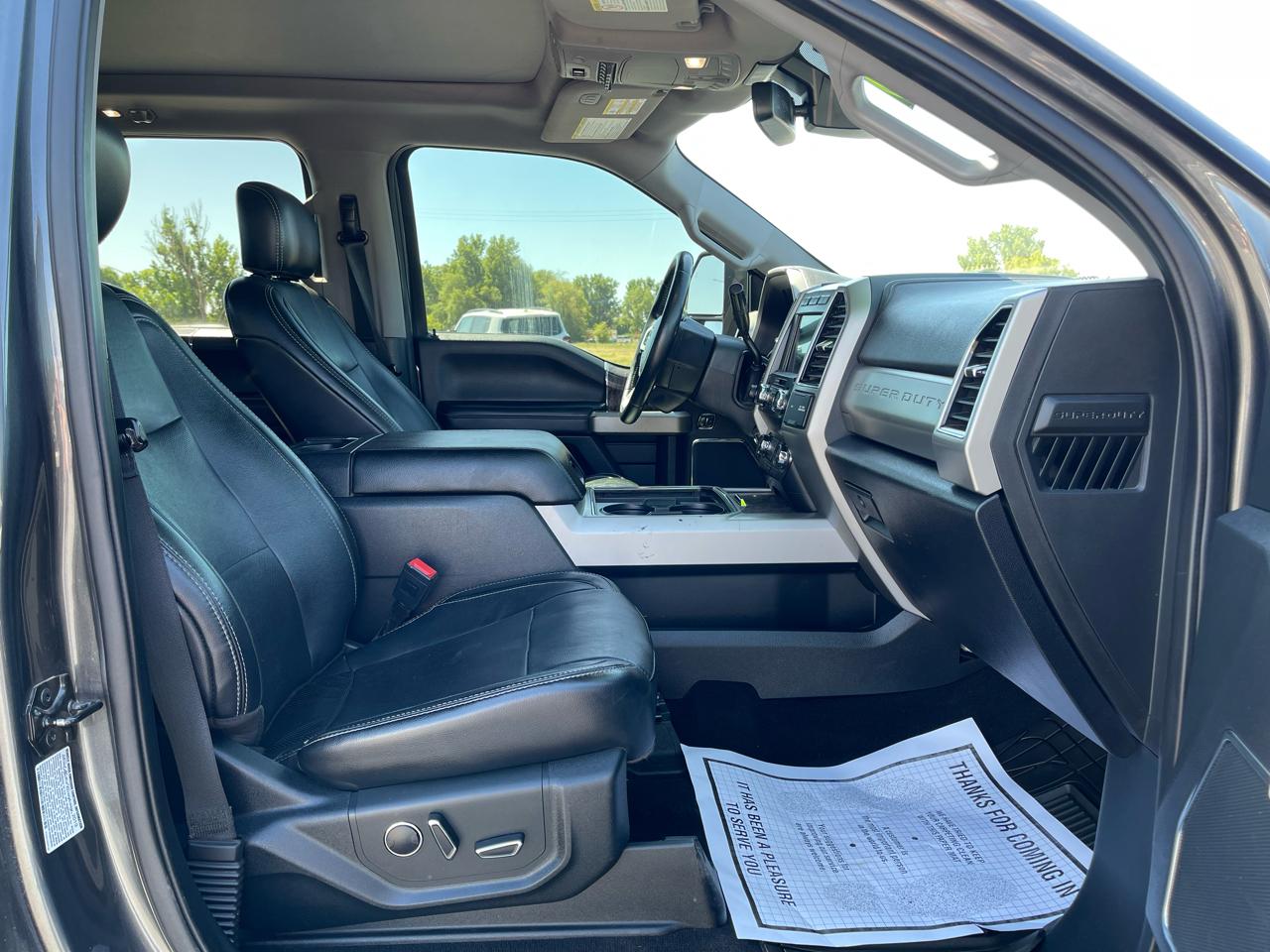 Ford Super Duty F-350 SRW Lariat 4WD Crew Cab 6.75' Box 2019