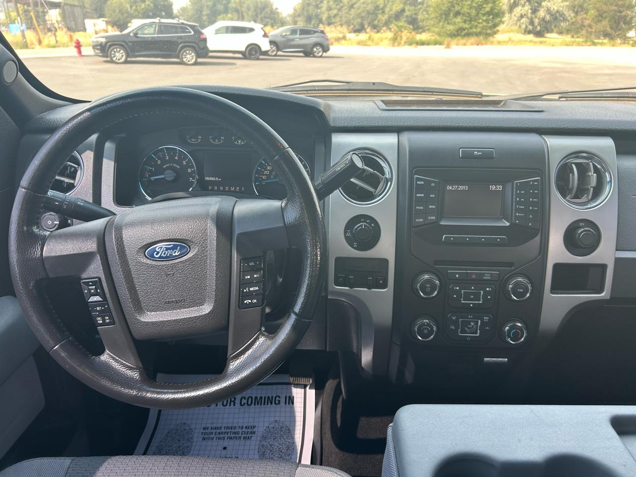 Ford F-150 4WD SuperCrew 145" XLT 2013