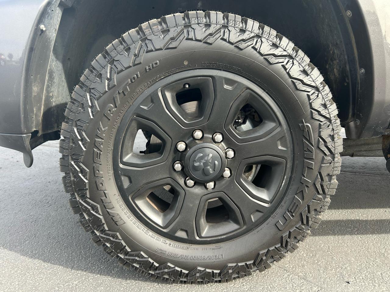 RAM 2500 Laramie 4x4 Crew Cab 6'4" Box 2018