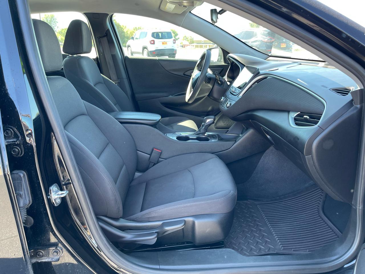 Chevrolet Malibu 4dr Sdn 1LT 2023