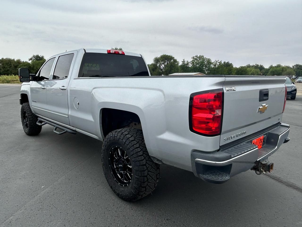 Chevrolet Silverado 2500HD Built After Aug 14 4WD Crew Cab 167.7" LT 2015