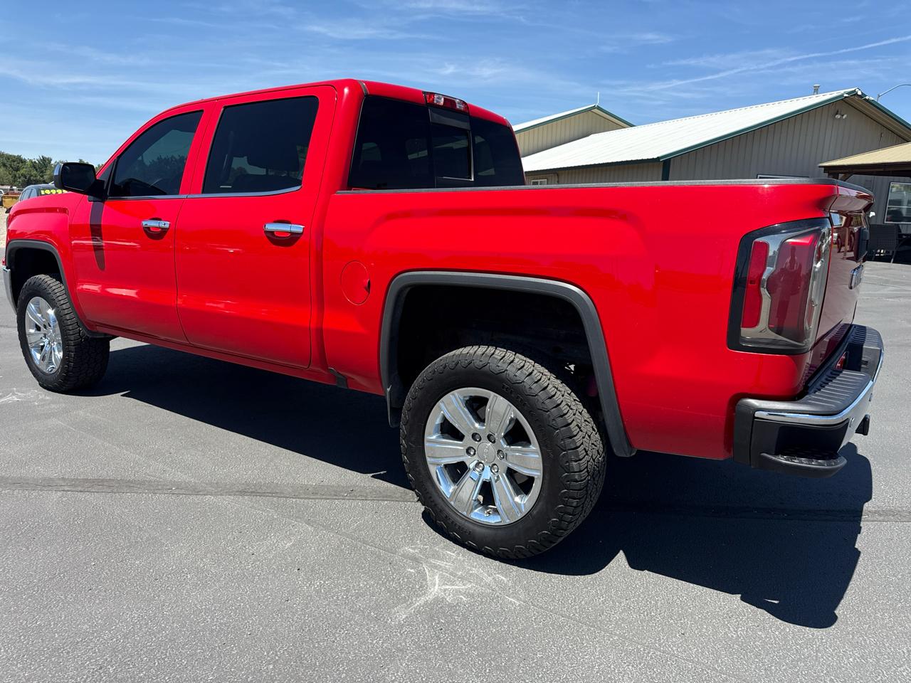 GMC Sierra 1500 4WD Crew Cab 143.5" SLT 2018