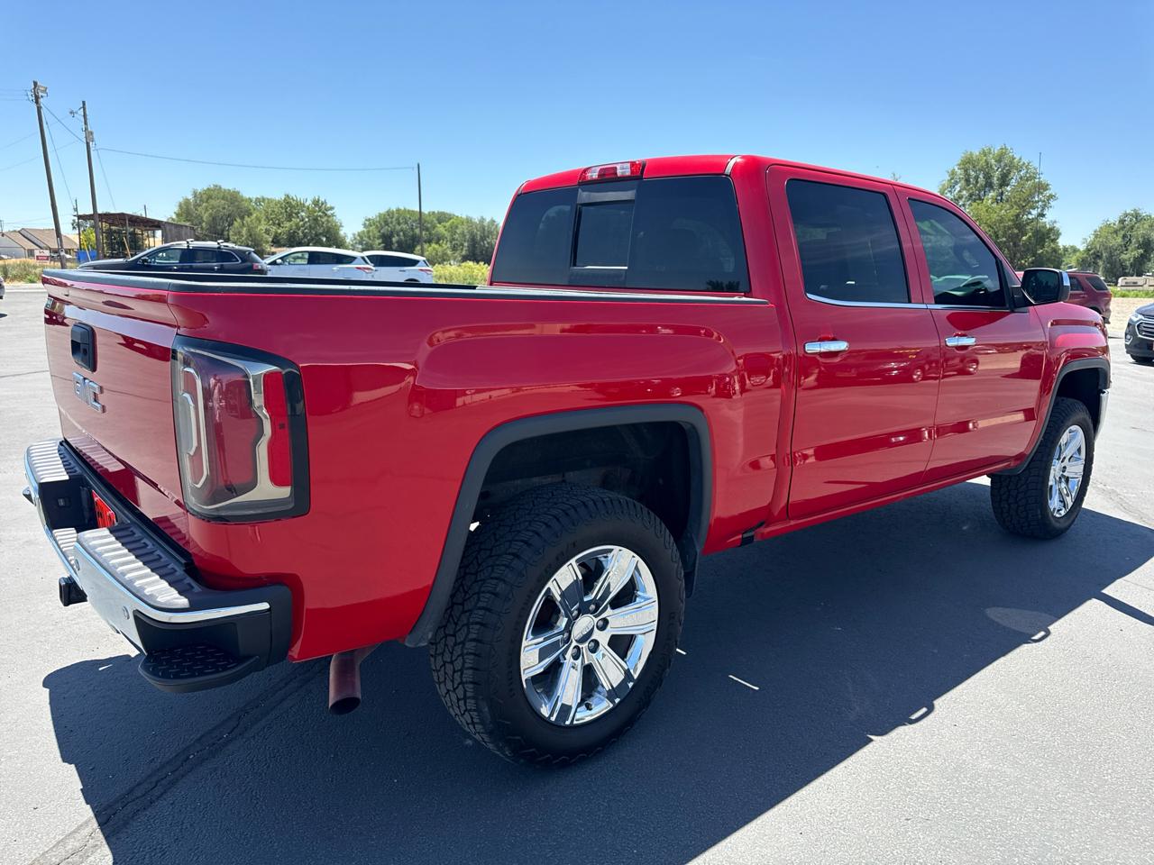GMC Sierra 1500 4WD Crew Cab 143.5" SLT 2018