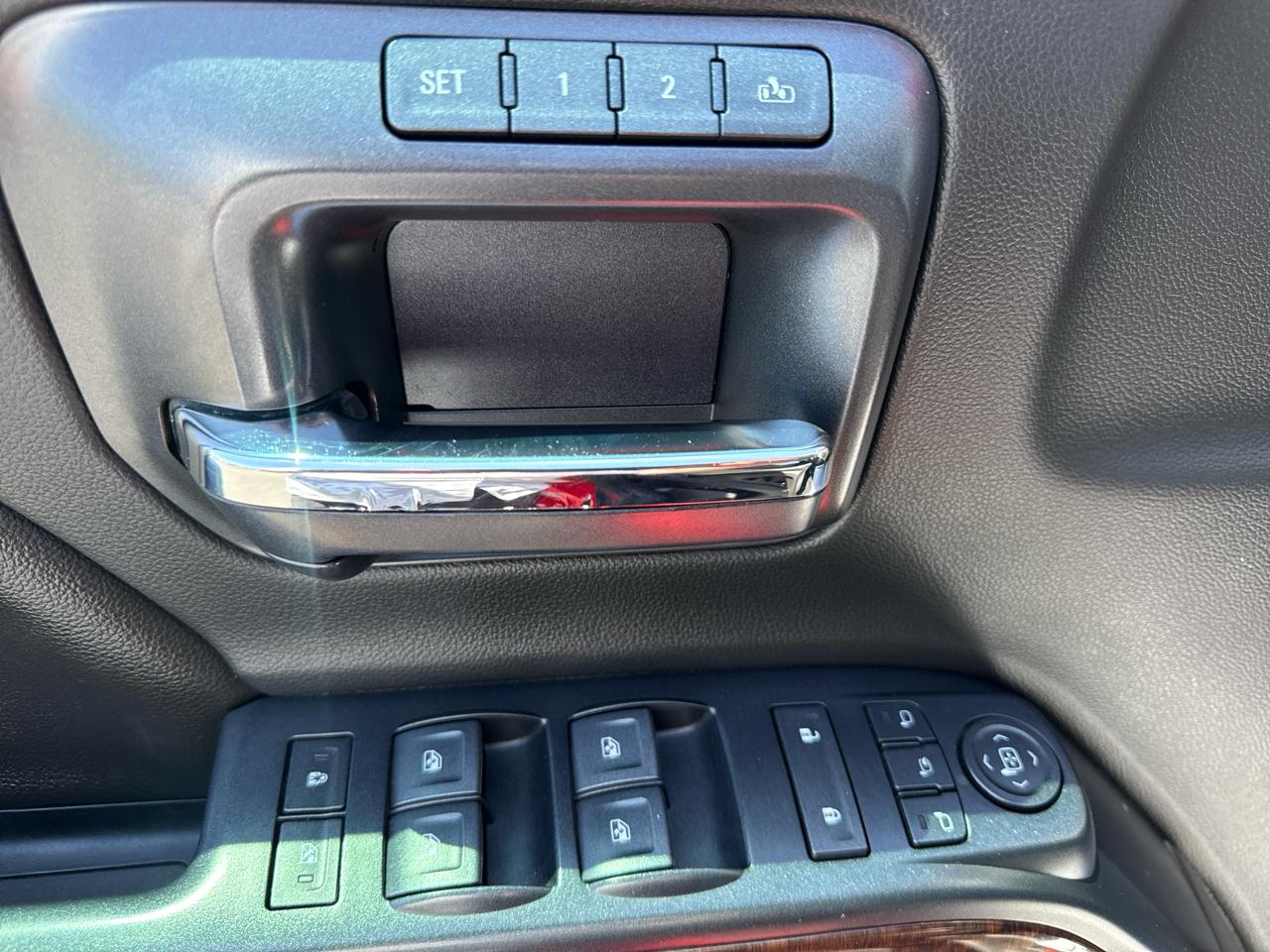 GMC Sierra 1500 4WD Crew Cab 143.5" SLT 2018