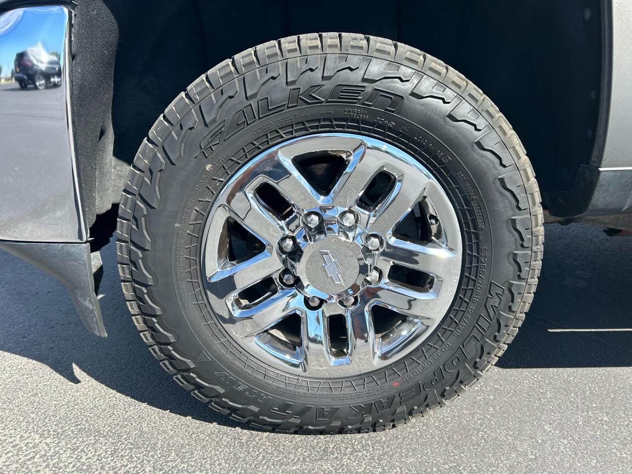 Chevrolet Silverado 2500HD 4WD Crew Cab 153.7" LTZ 2017
