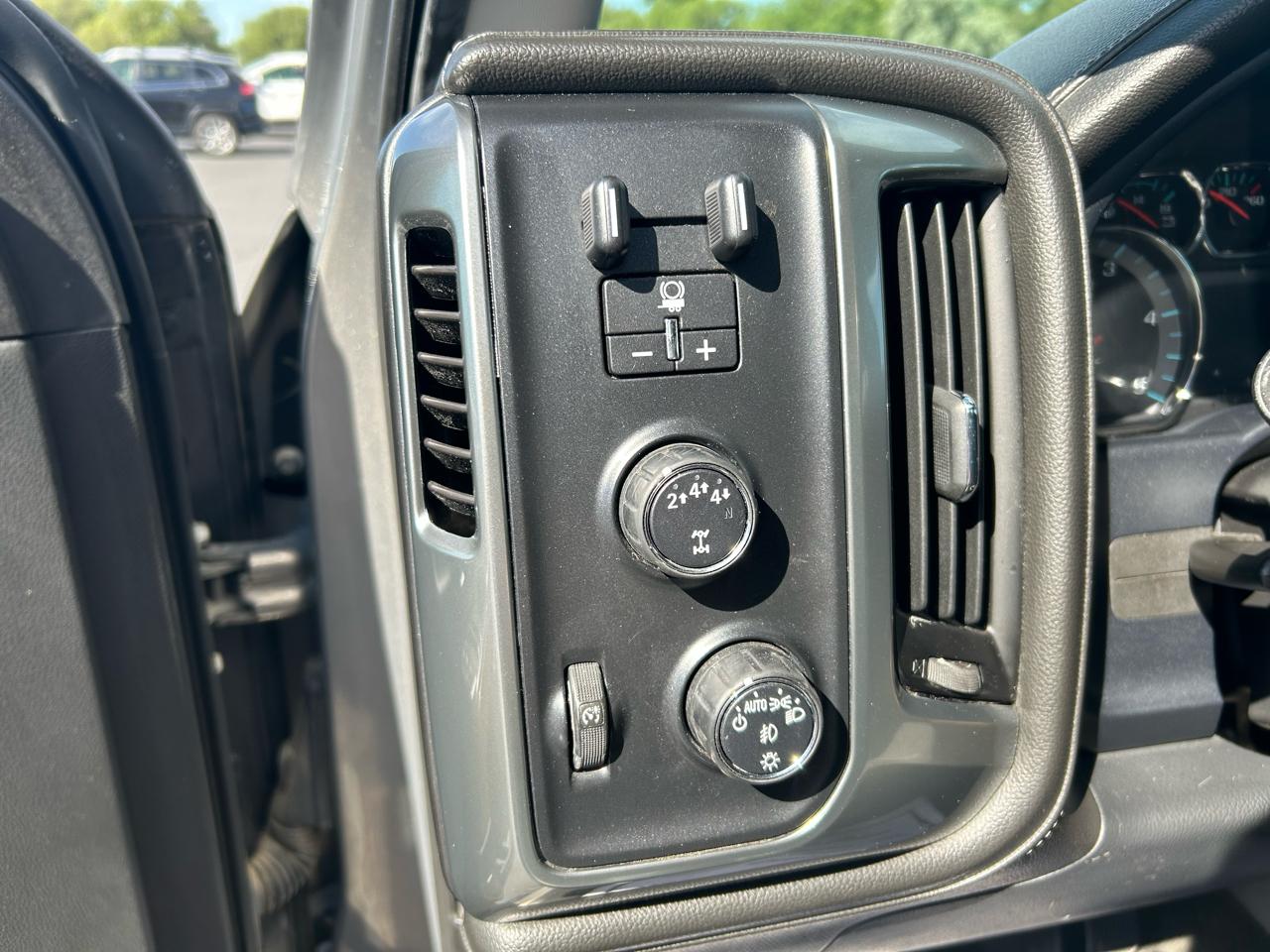 Chevrolet Silverado 2500HD 4WD Crew Cab 153.7" LTZ 2017