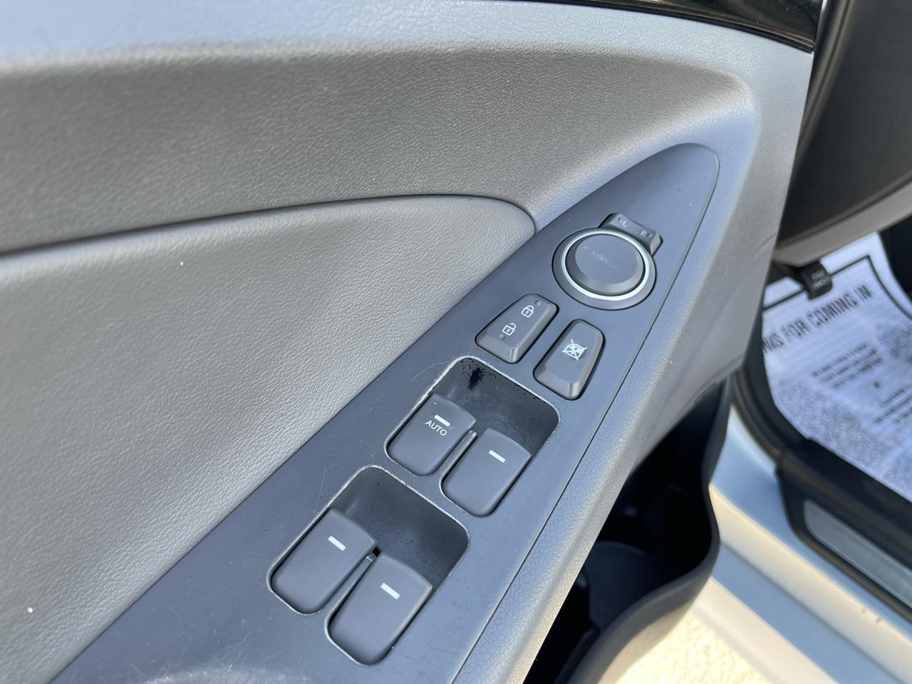 Hyundai Sonata 4dr Sdn 2.4L Auto Limited 2014